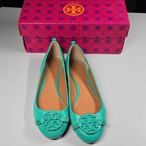 Tory Burch Women's Teal Flats with Logo Detail